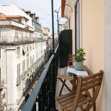 Plum Guide - Bolo De Mirtilo * Lisboa